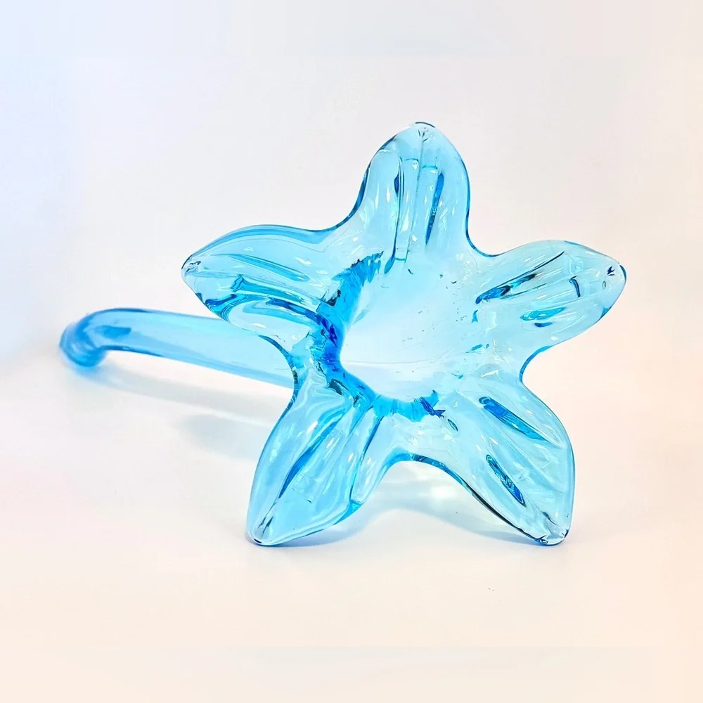 Hand Blown Aqua Blue Pulled Glass Epergne Flower Horn Vase